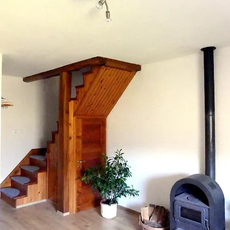 Appartement Pred Peklom Borovnica